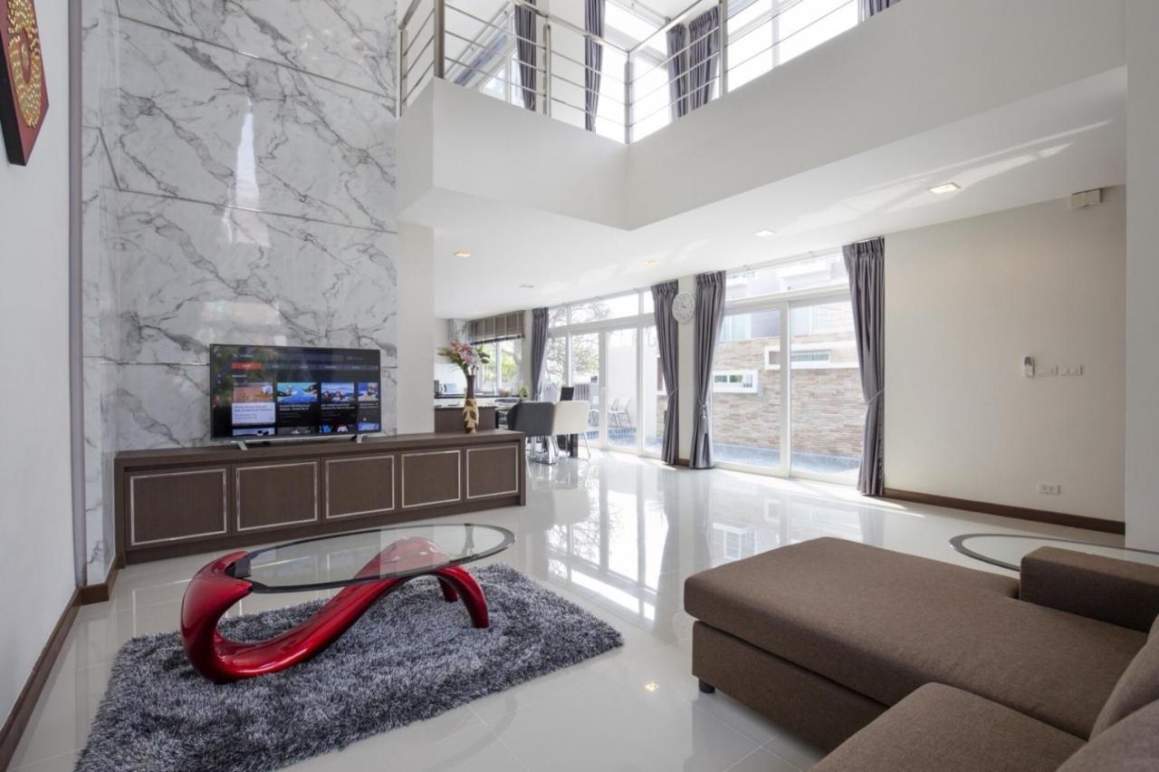 Luxury Pool Villa At Golden Sea Hua Hin Exterior photo